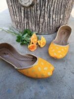 Yellow banarsi Khussa For Her-220 - Image 2