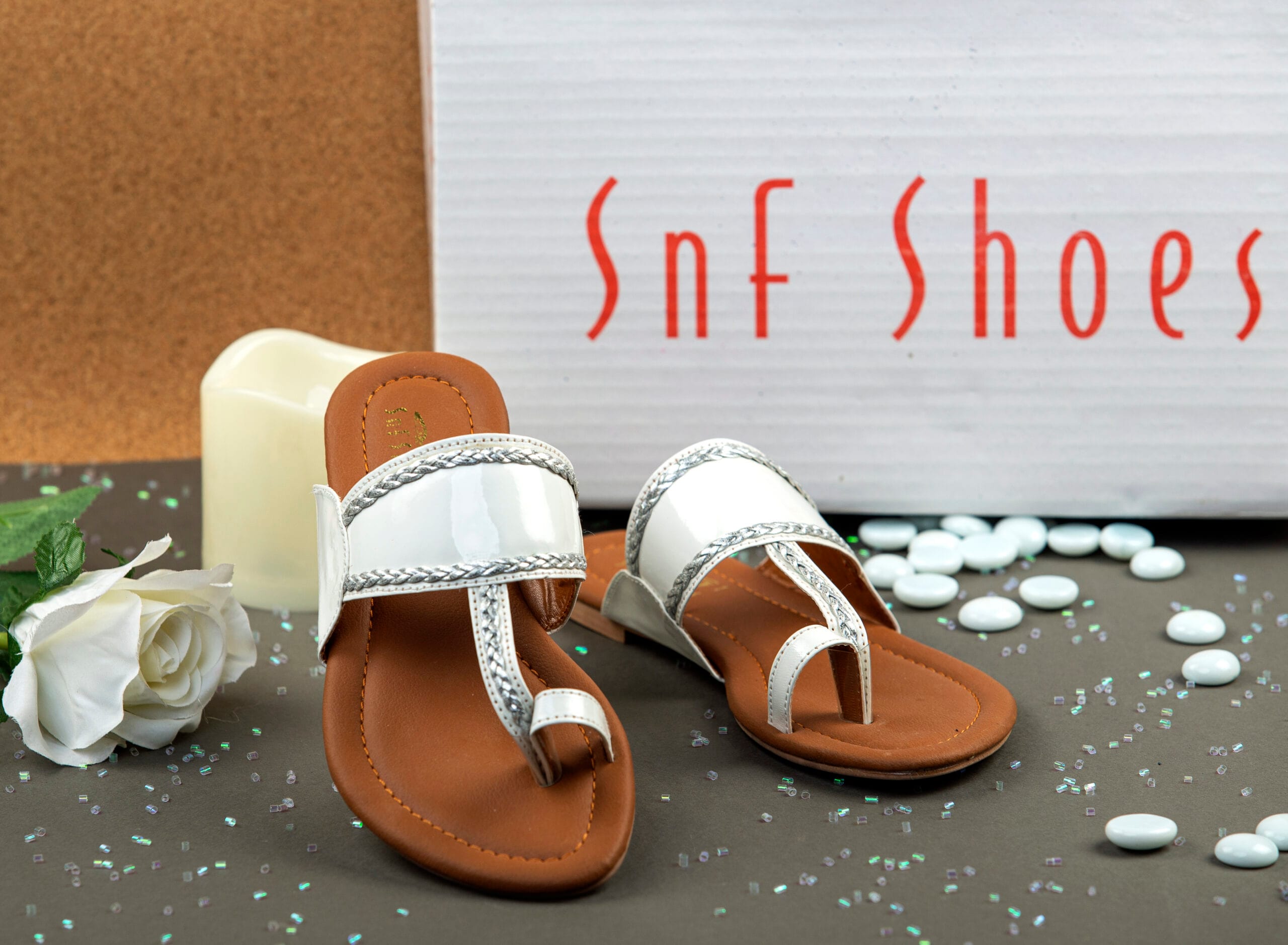 497-white-1-scaled-1.jpg Casual White Kolapuris 497 - Image 1