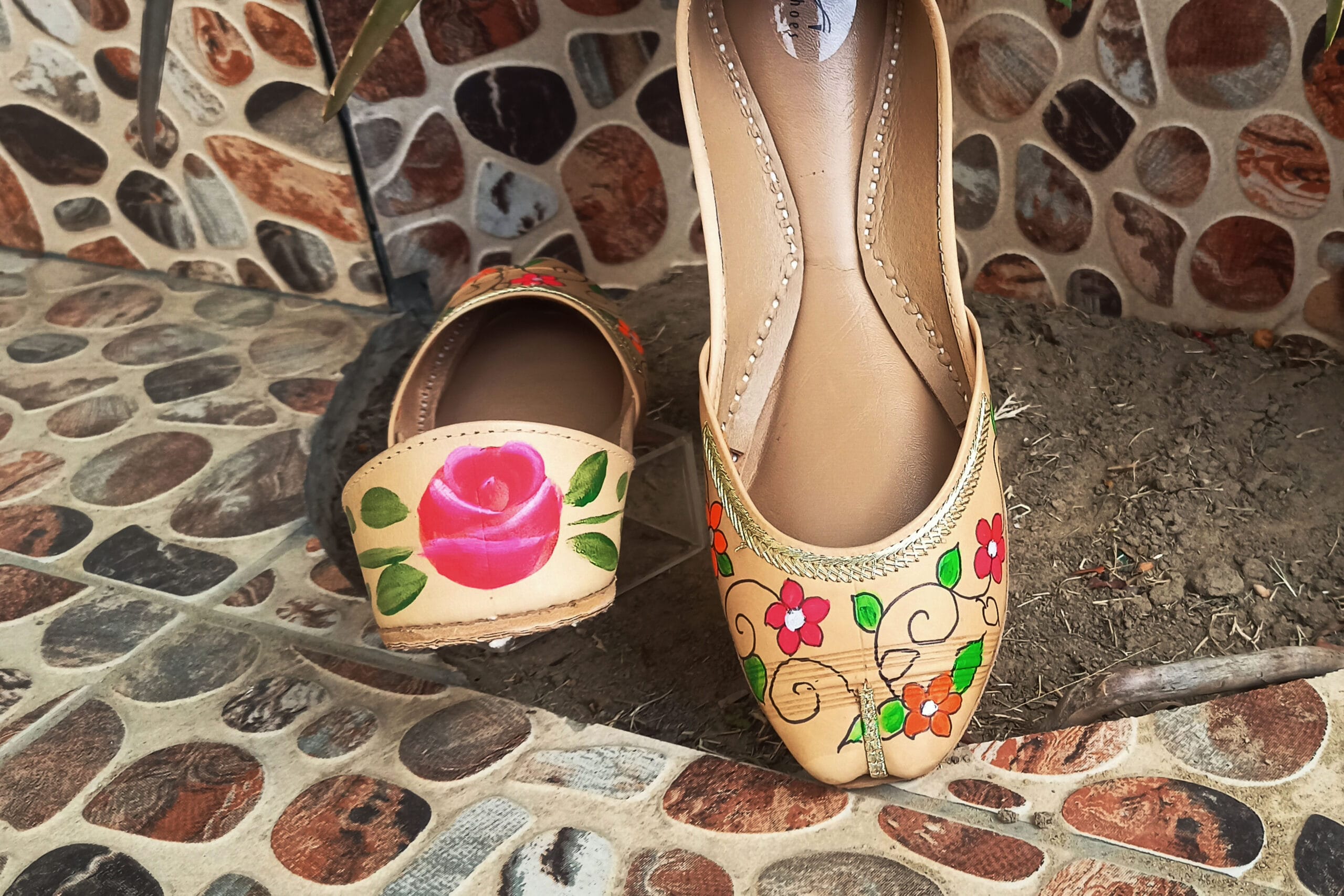 B-khussa-scaled-1.jpg 2334 Skin - Image 1