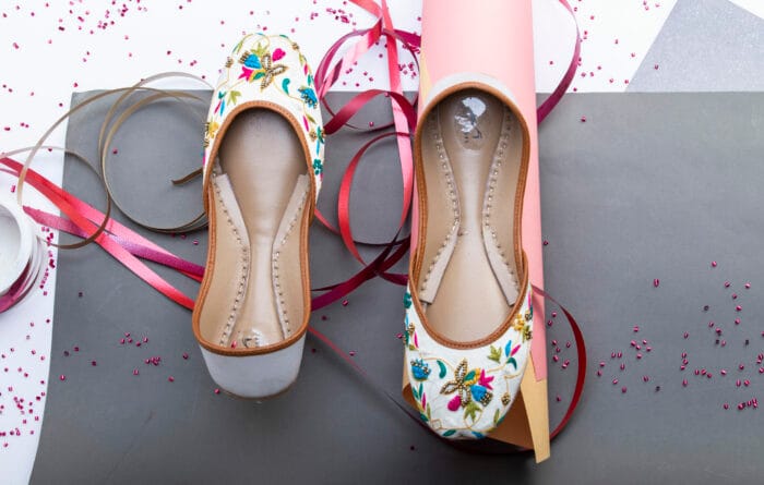 Zinnia Off White Khussa - Image 4