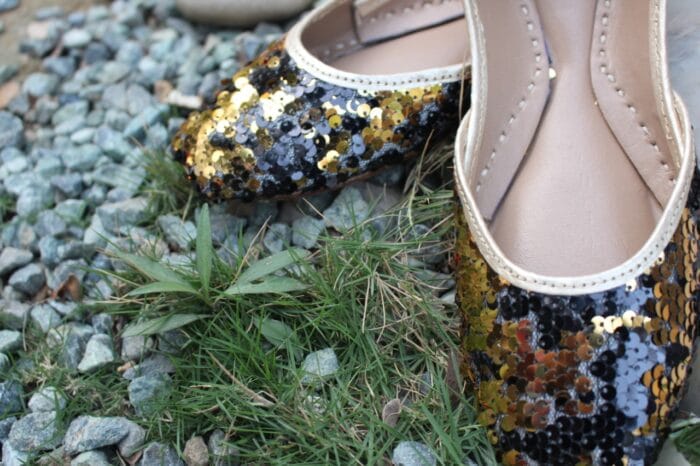 2134 Black & Gold - Image 2