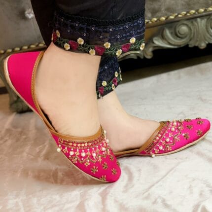 Pink Nawabi Khussa