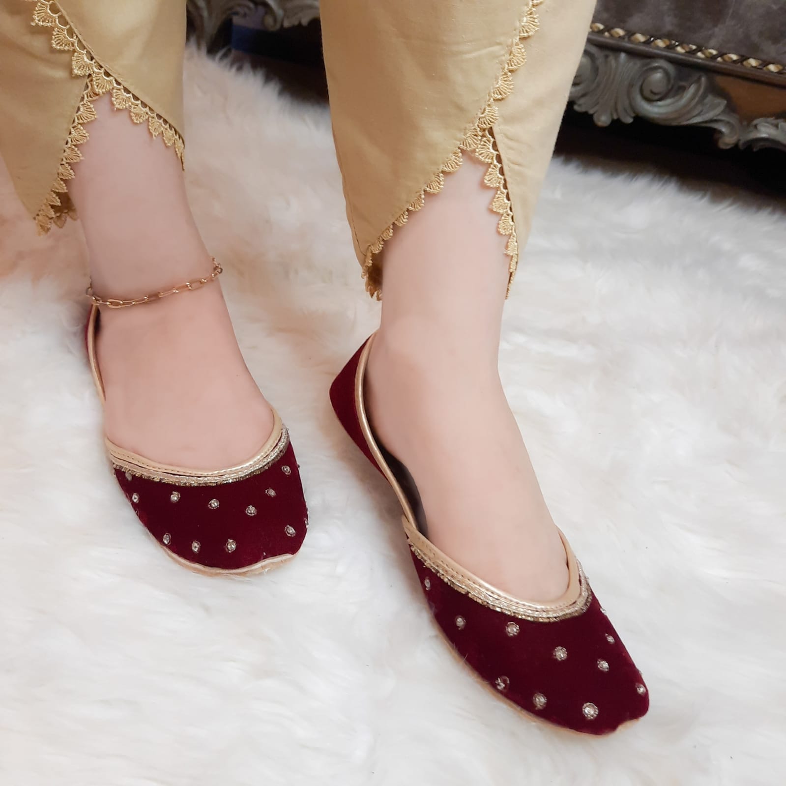 WhatsApp-Image-2022-11-24-at-4.26.16-PM-1.jpeg 2135 Maroon - Image 1