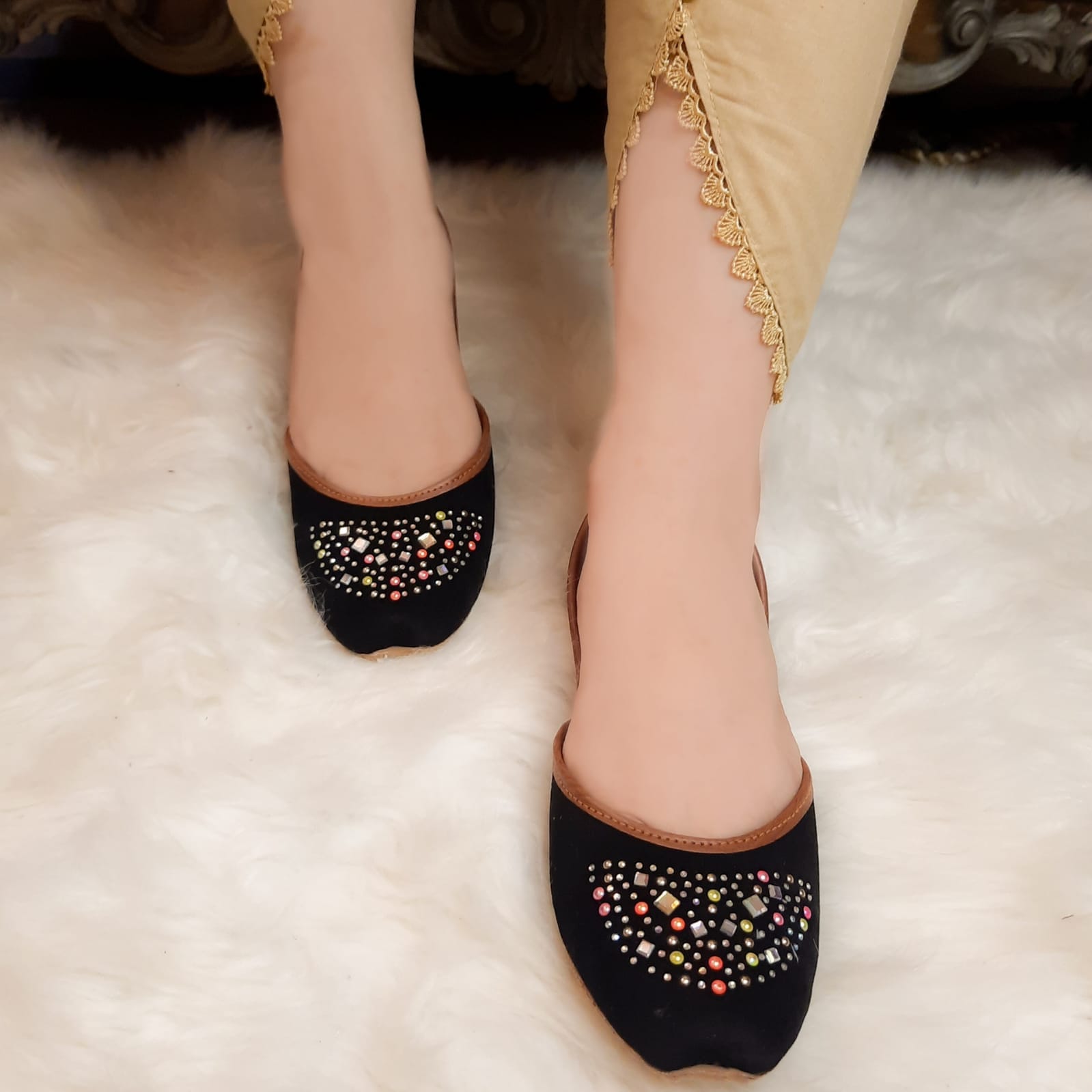 WhatsApp-Image-2022-12-06-at-2.52.37-PM.jpeg 2303 Black - Image 1