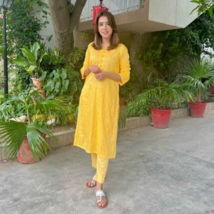 Mansha Pasha SNF Shoes Flats