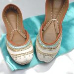 White Embroidered Khussa