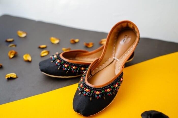 2332 Black - Image 2