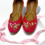 Pink embroidered khussa