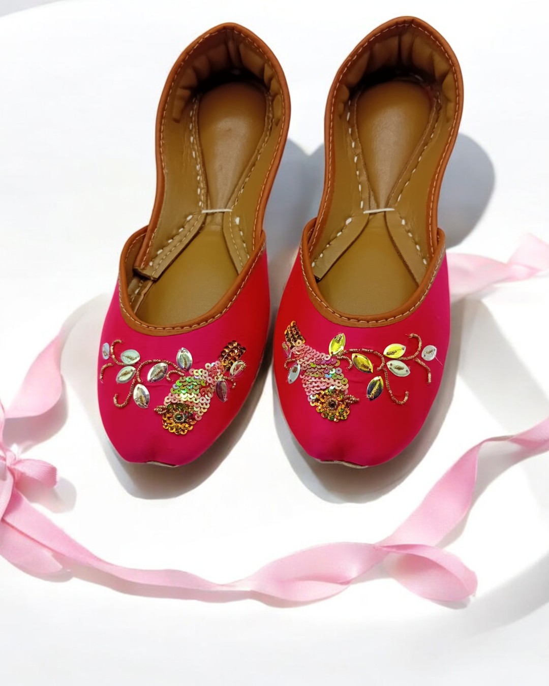 Pink embroidered khussa Pink embroidered khussa