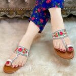 White Hand Painted Kolapuri For Her-4007