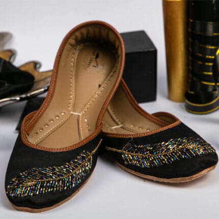 Feathered Nightfall Mojari