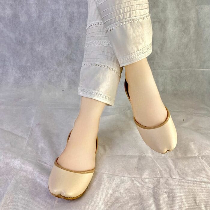 Classic Comfort Khussa - Beige 2003 - Image 2