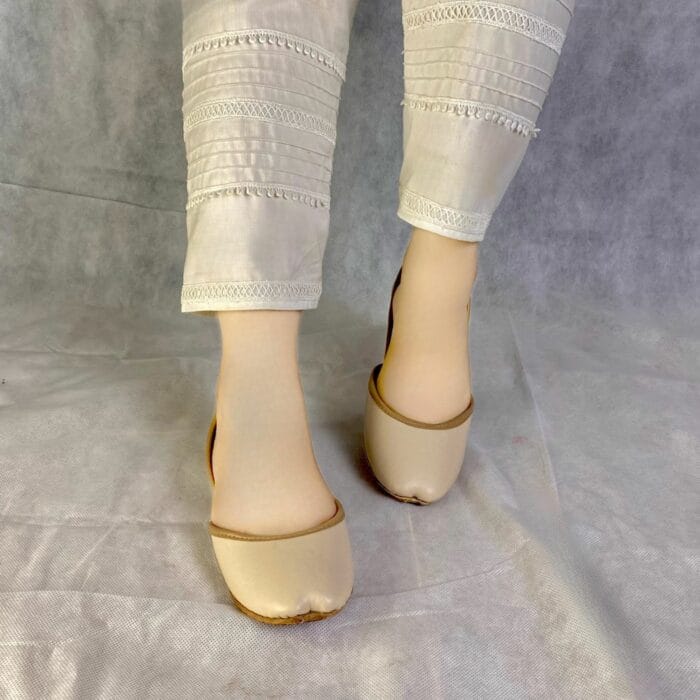 Classic Comfort Khussa - Beige 2003 - Image 3