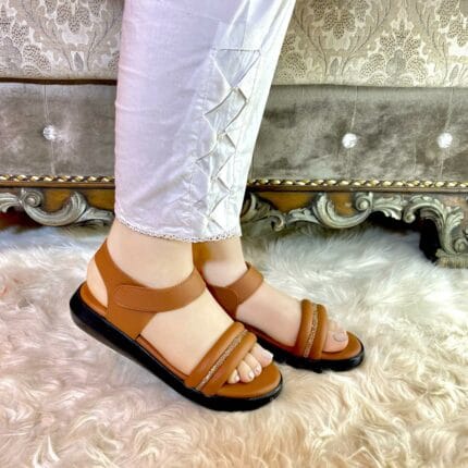 Brown Comfy Slipper By snf