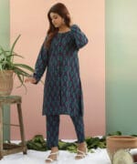 Ready to Wear 2 Pcs Printed Cambric Suit with Peacock Design