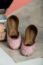 Pink embroidered khussa