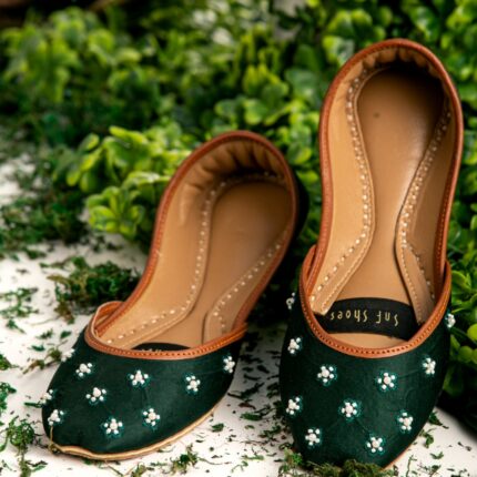 green khussa for her