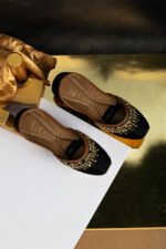 Black Khussa for Her