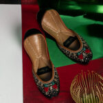 Twin Bird embroidered khussa