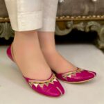 Pink khussa With Golden Zari-103 - Image 2