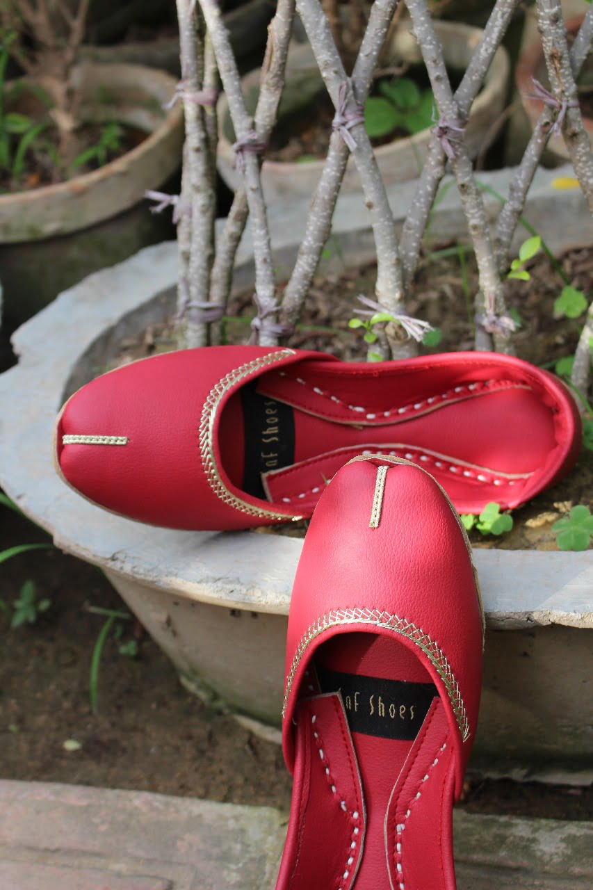 Plain Red Khussa For Her Plain Red Khussa For Her