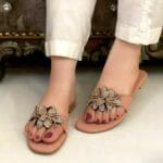 l.pink flats for her