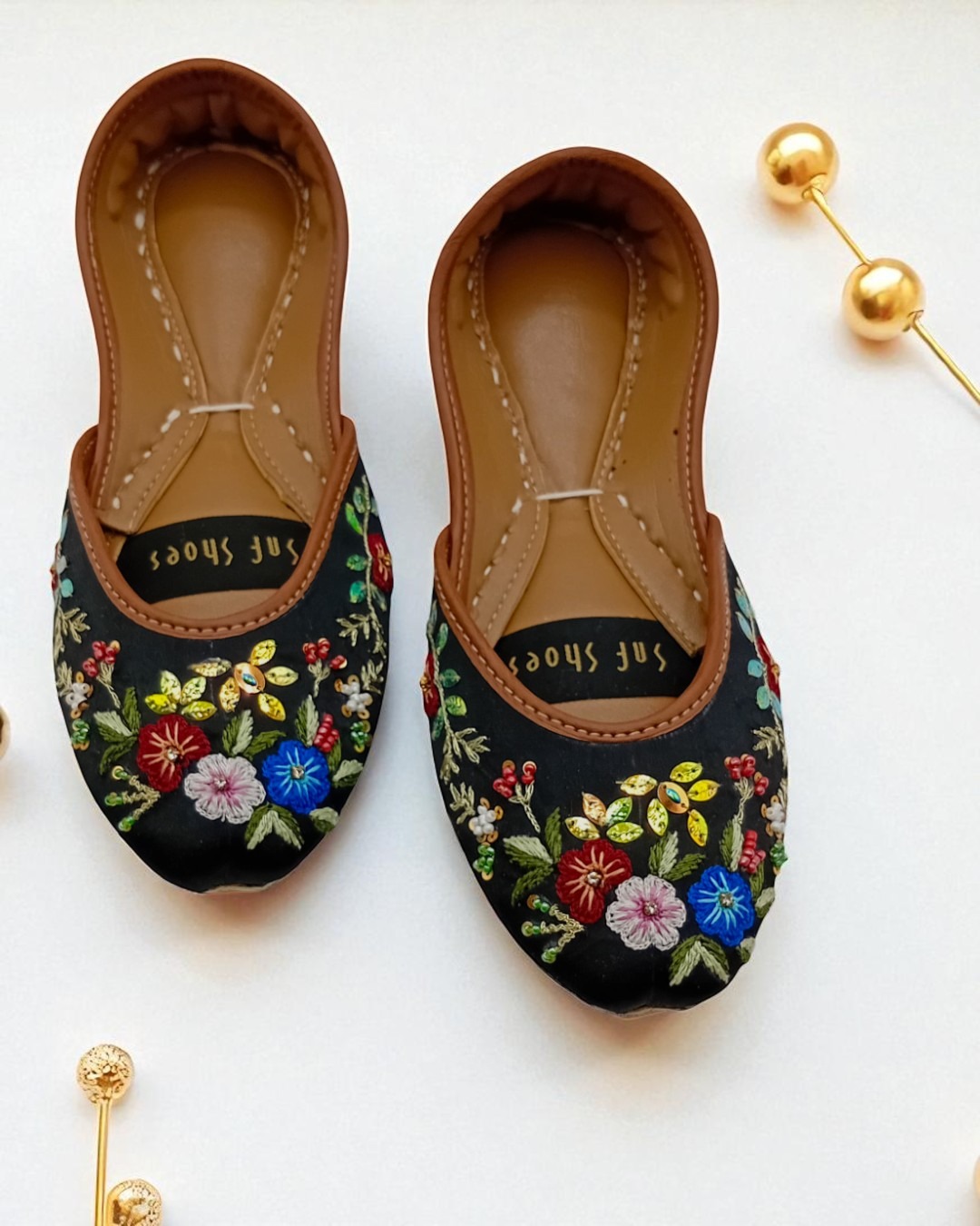 black khussa for her black khussa for her