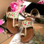 Off White Hand Painted Kolapuri For Her-3364