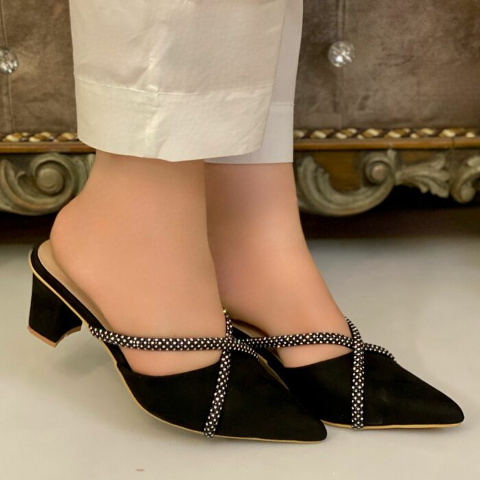 Black pumps for her