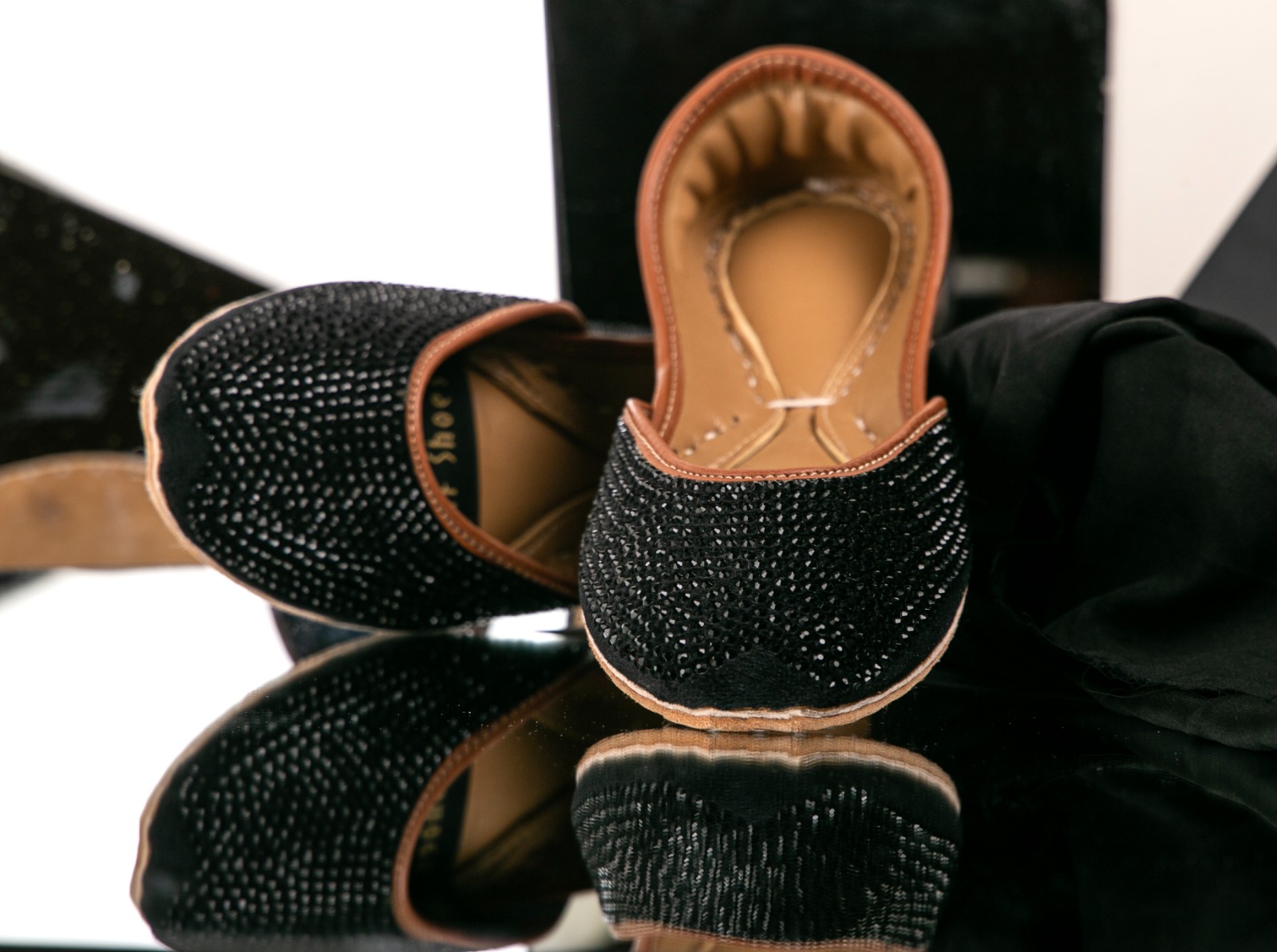 Black Glitter Shiny Khussa For Her- Black Glitter Shiny Khussa For Her-