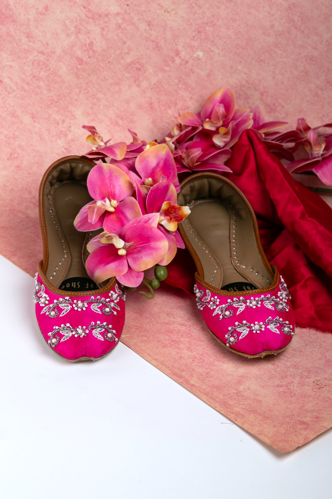 Pink Khussa With Silver Loom Enchantment- Pink Khussa With Silver Loom Enchantment-