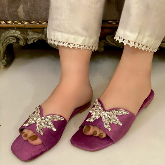 lilac flats for her