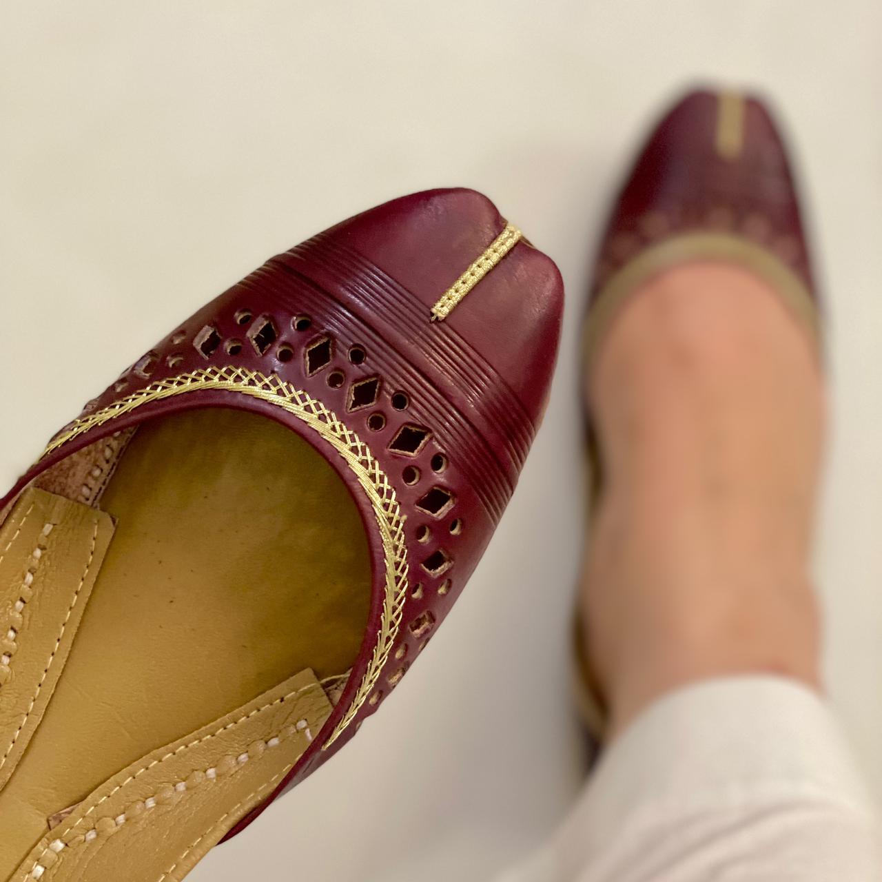 maroon khussa by snf maroon khussa by snf