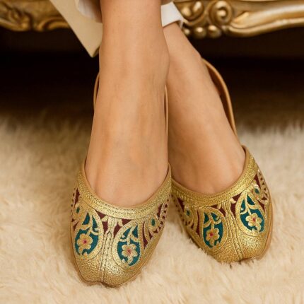 Nazakat Tilla Khussa