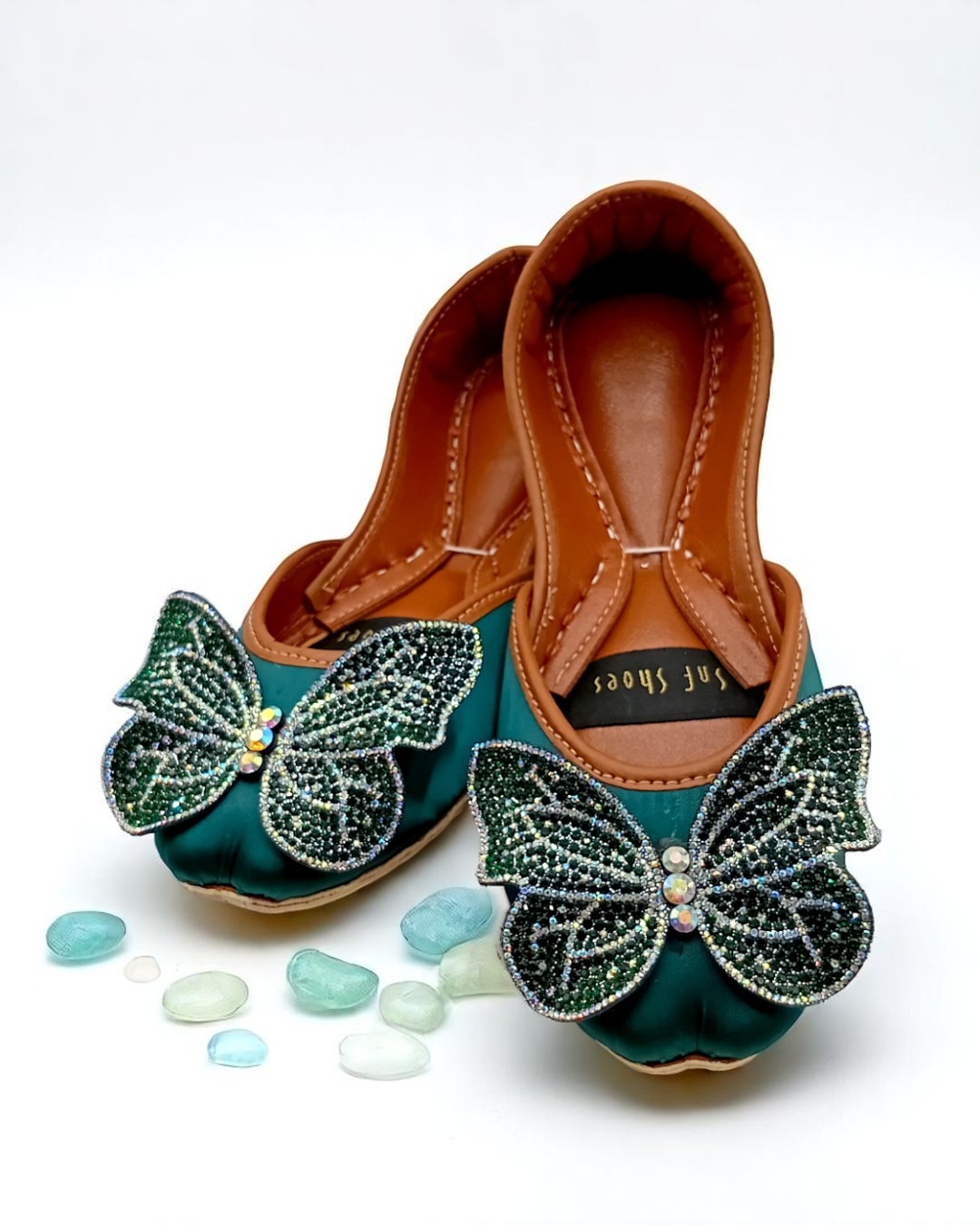 butterfly khussa in green butterfly khussa in green