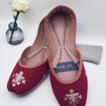 Maroon Khussa With Golden Bunch