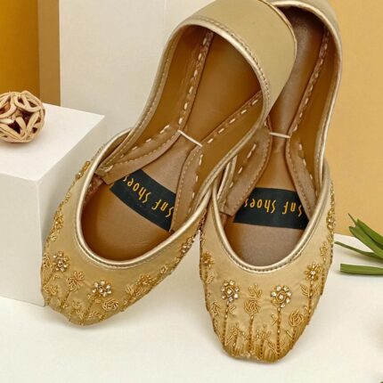 Golden khussa for her-2146