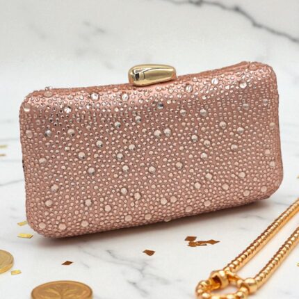 The Starlight Clutch In Peach