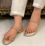 golden kolapuri flats for her
