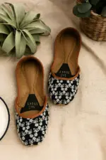 Black Khussa With Flower Thread Work-2491