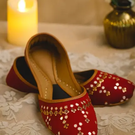 NW-902 Maroon Khussa For Her