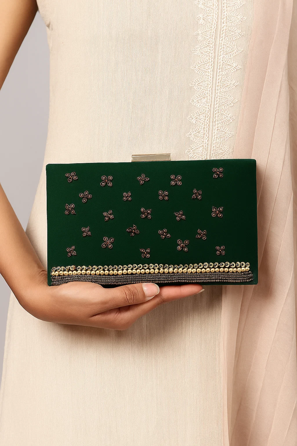 cccc Green Clutch With Golden Embroidery-Cl-135